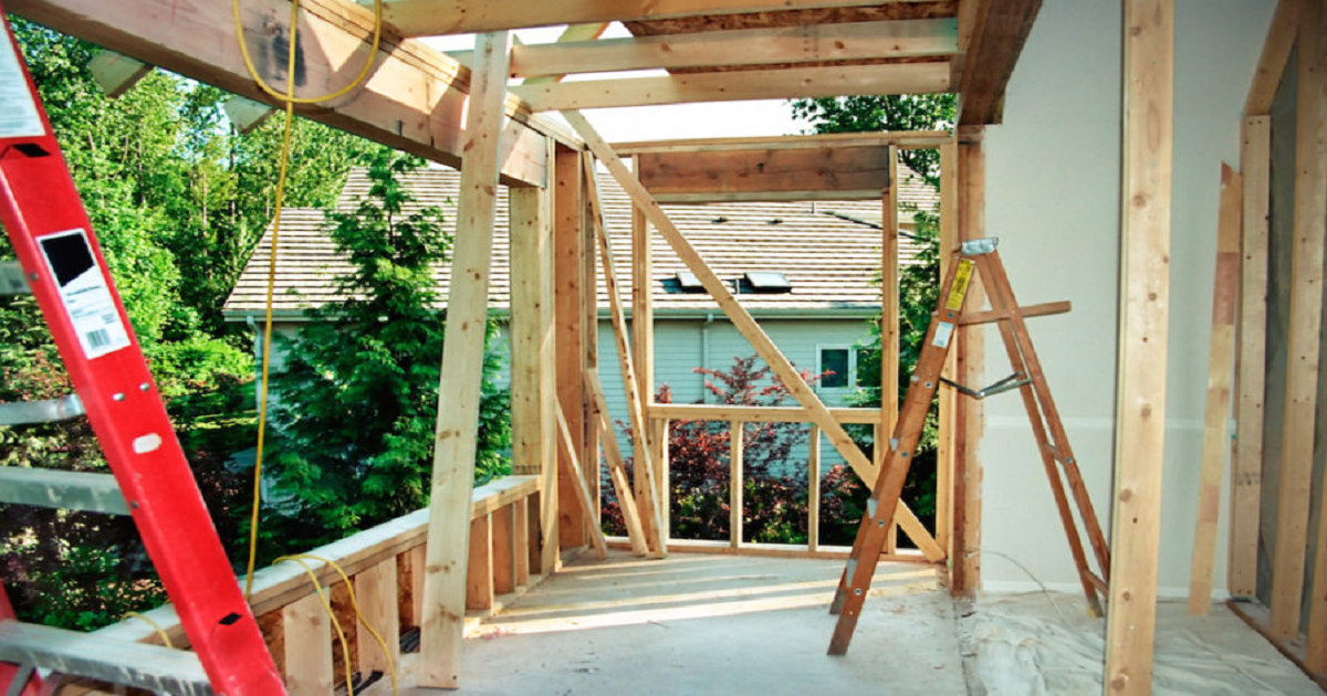 Homebuilder confidence weakens as cost concerns mount